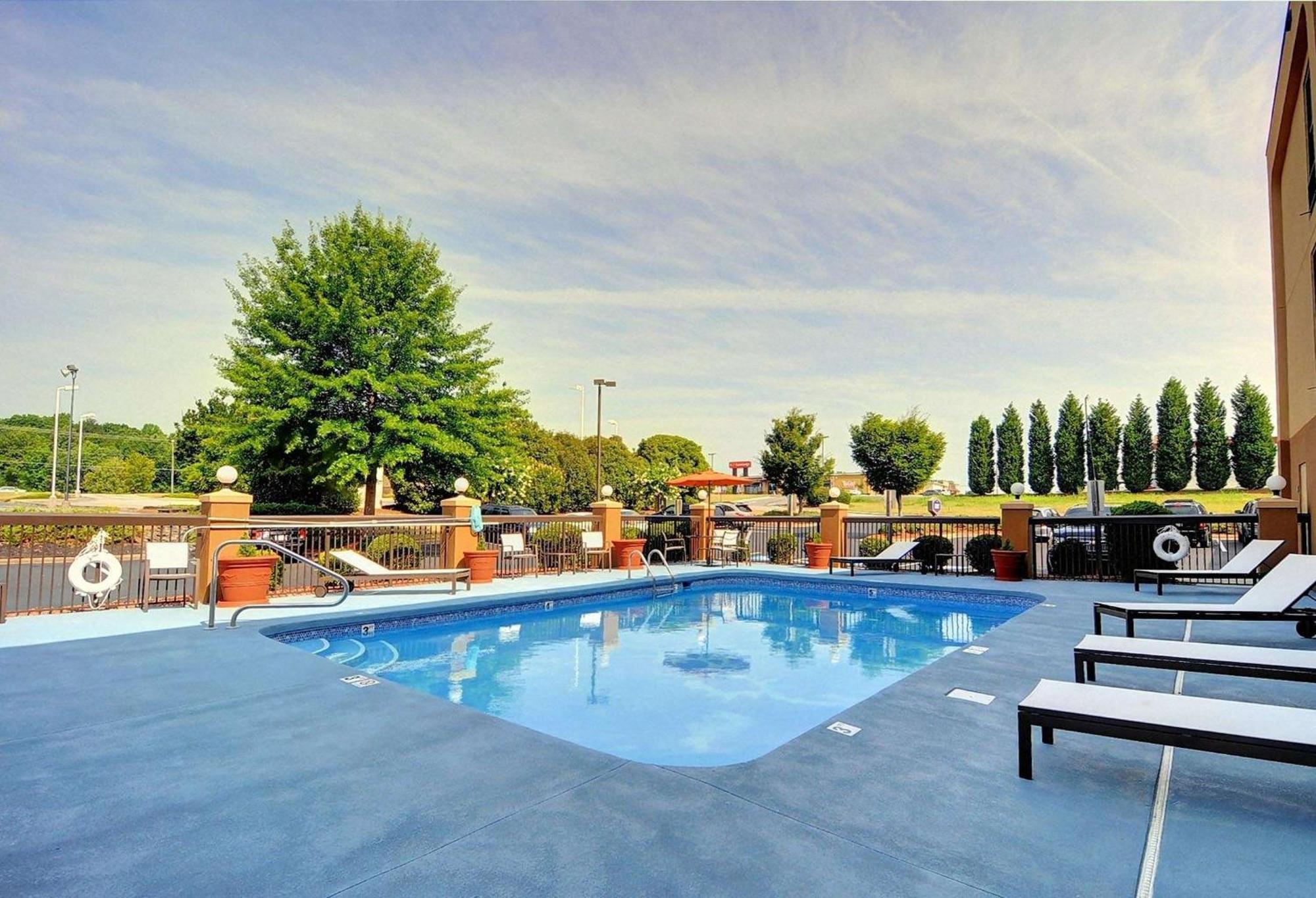 Hampton Inn Eden Exterior foto
